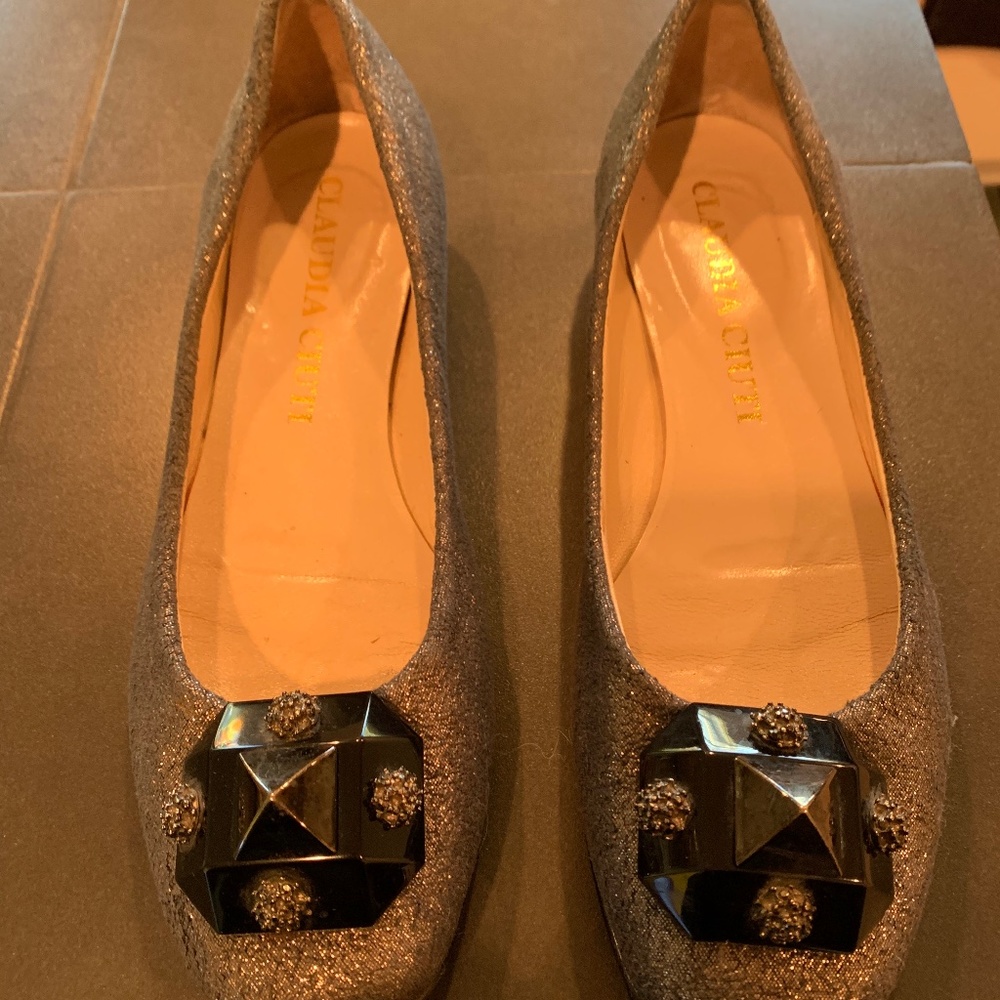 Claudia Ciuti Gorgeous Silver Ballerinas